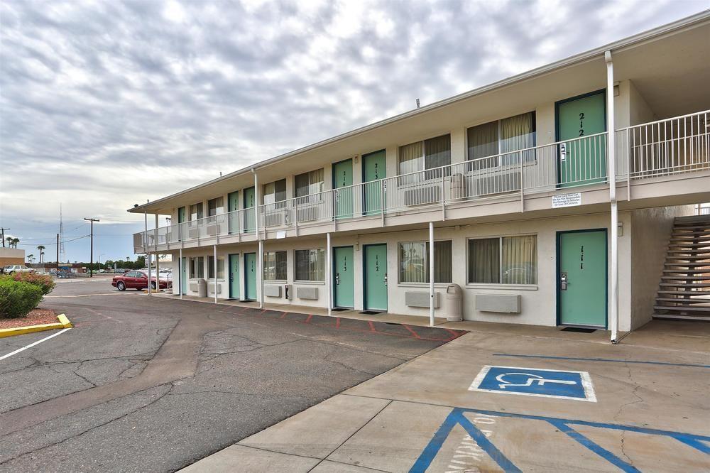 Motel 6-Youngtown, Az - Phoenix - Sun City Bagian luar foto