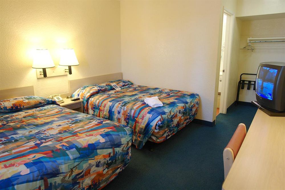 Motel 6-Youngtown, Az - Phoenix - Sun City Bagian luar foto