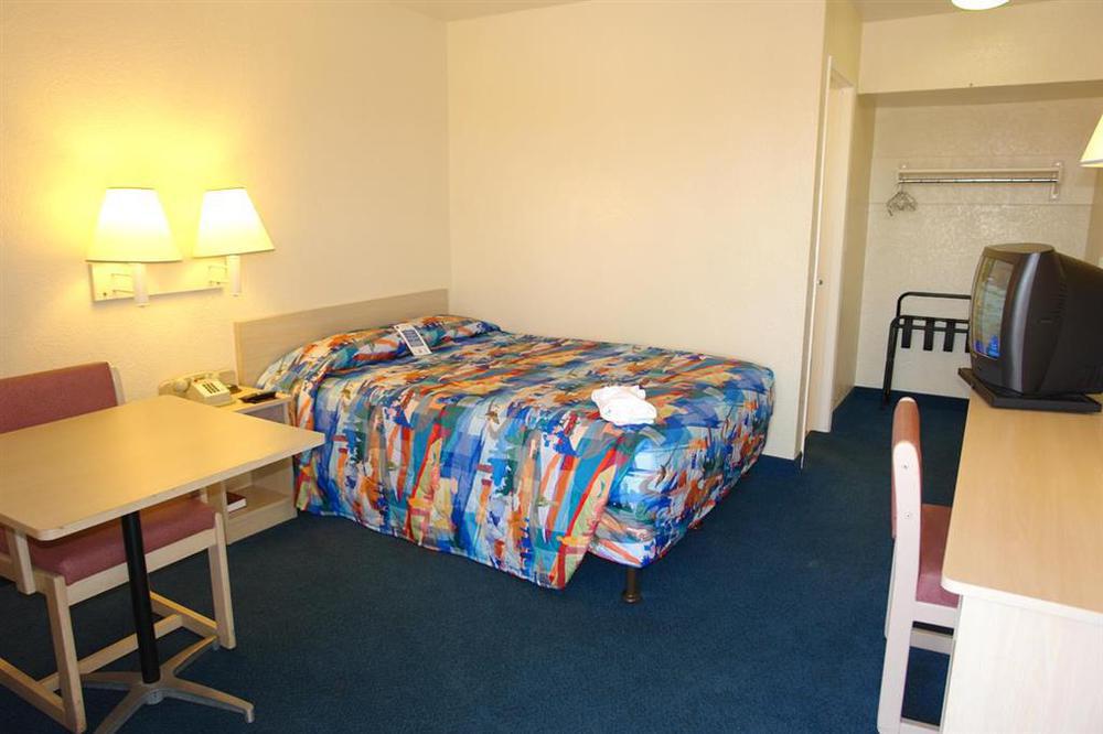 Motel 6-Youngtown, Az - Phoenix - Sun City Ruang foto