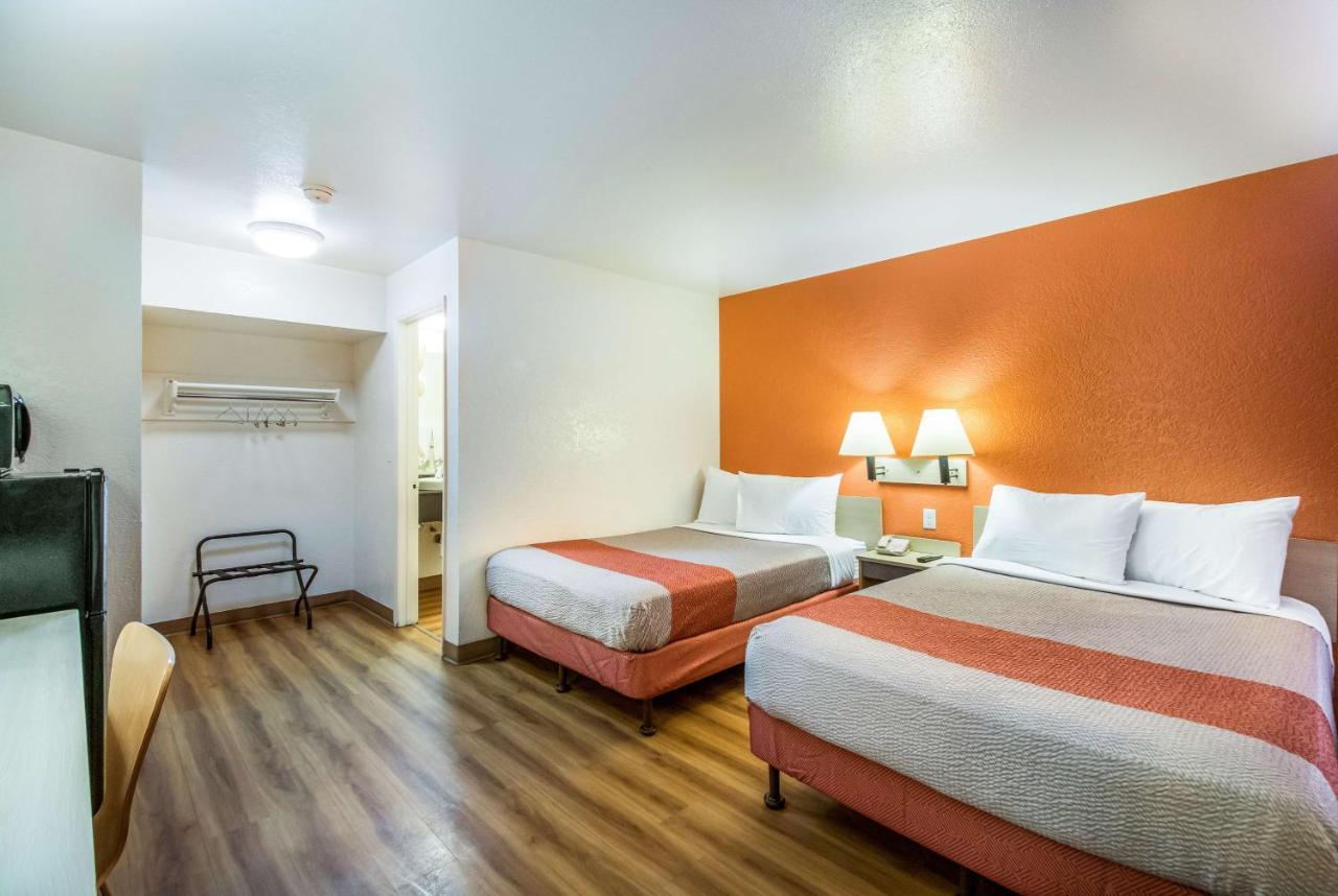 Motel 6-Youngtown, Az - Phoenix - Sun City Bagian luar foto