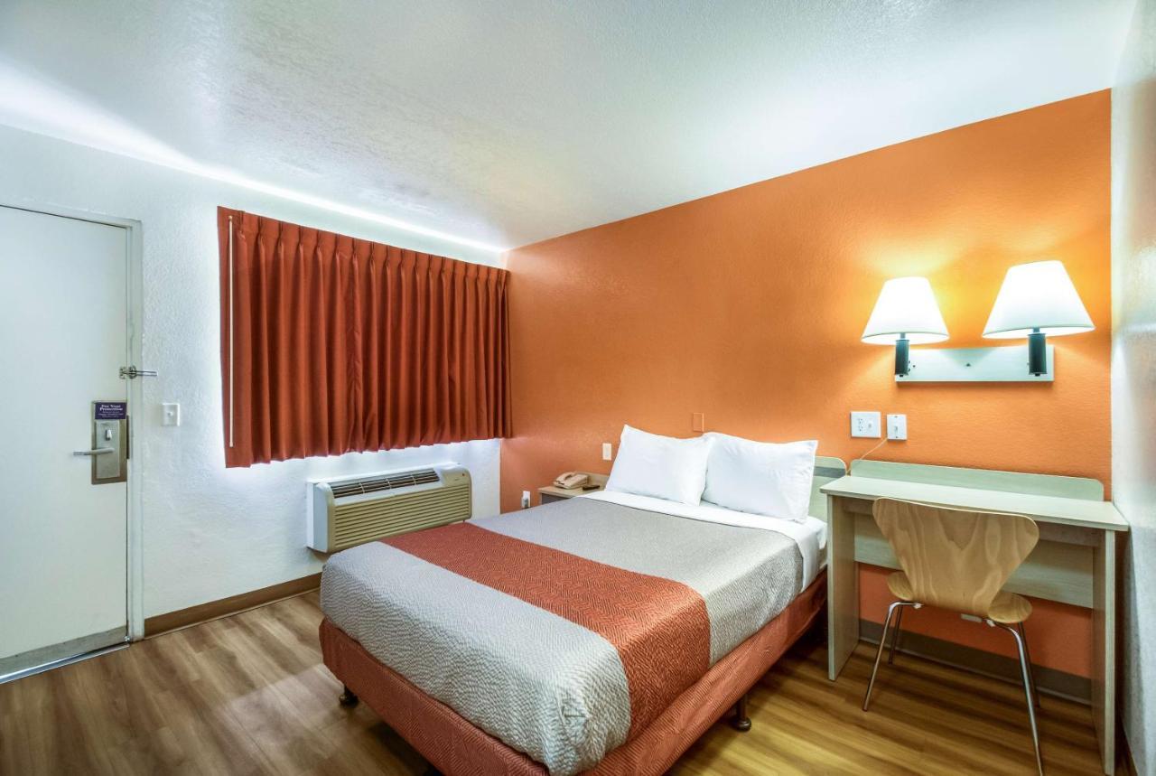 Motel 6-Youngtown, Az - Phoenix - Sun City Bagian luar foto