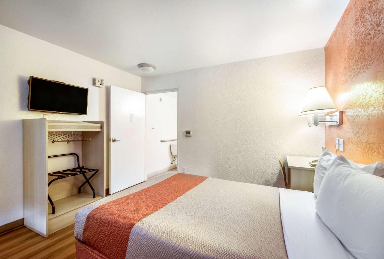 Motel 6-Youngtown, Az - Phoenix - Sun City Bagian luar foto