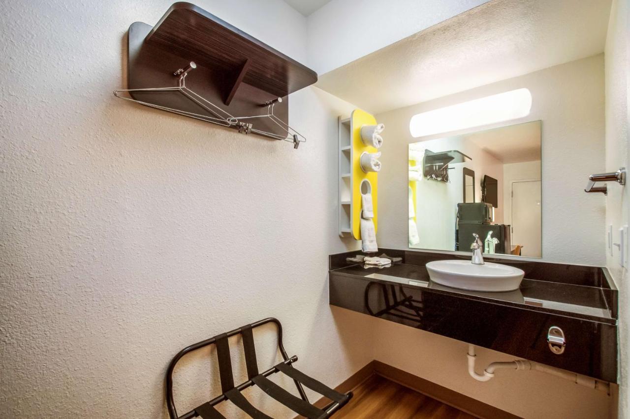 Motel 6-Youngtown, Az - Phoenix - Sun City Bagian luar foto