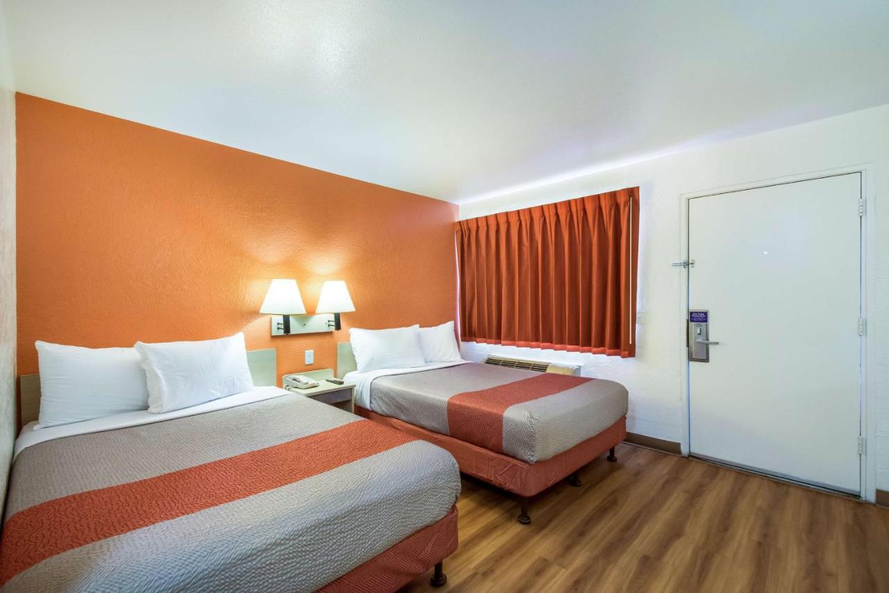 Motel 6-Youngtown, Az - Phoenix - Sun City Bagian luar foto