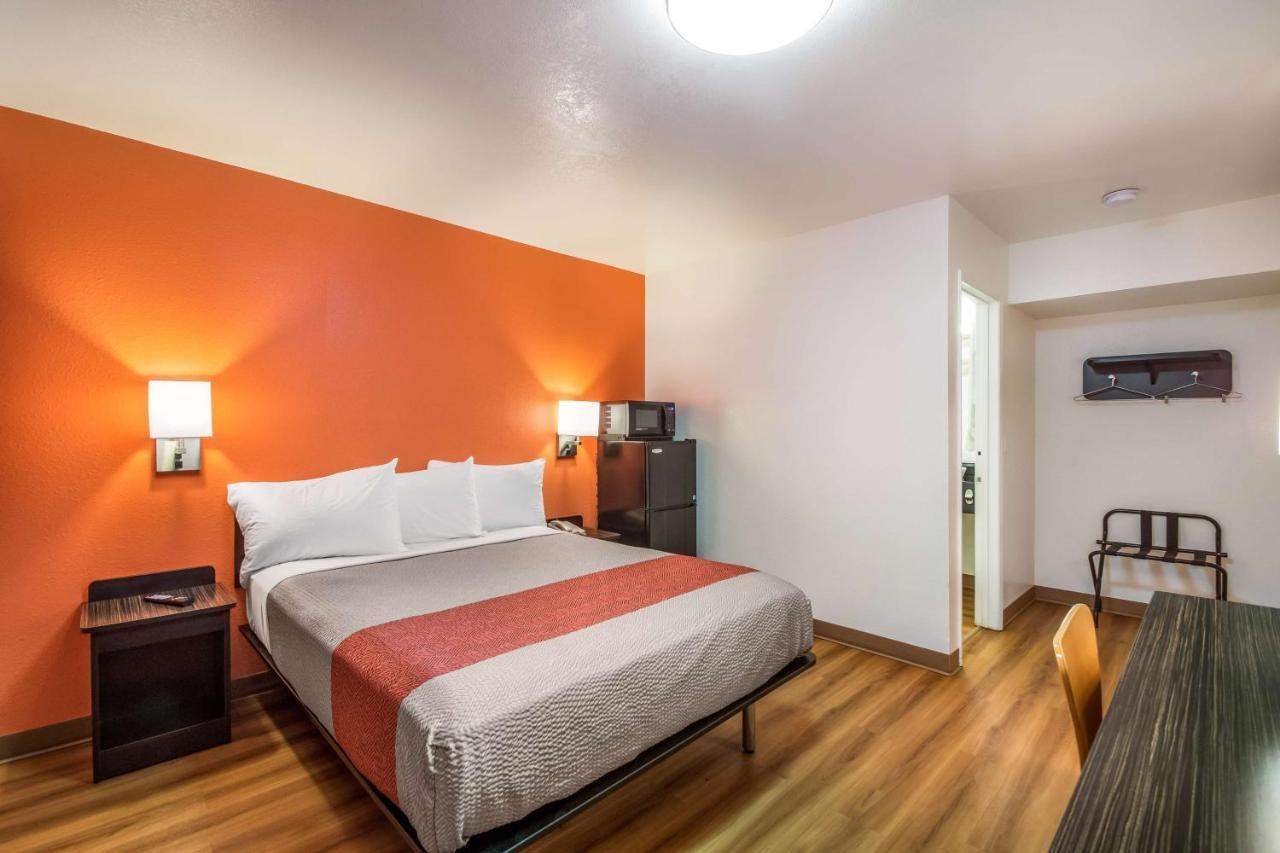 Motel 6-Youngtown, Az - Phoenix - Sun City Bagian luar foto